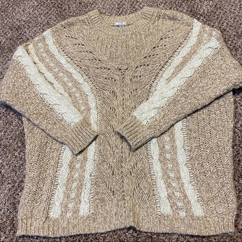 Vintage Ecote oversized cable knit dolman sleeve sweater beige tan taupe & white